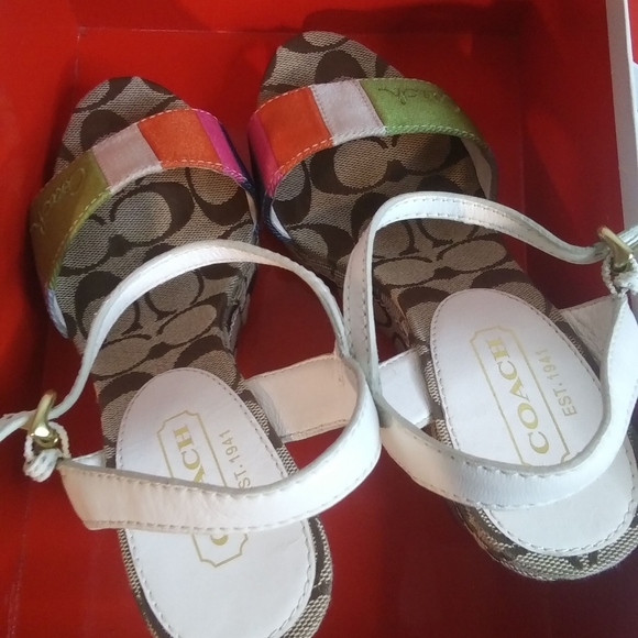 Coach 6 Anamaria Sandal Wedges - Picture 12 of 13